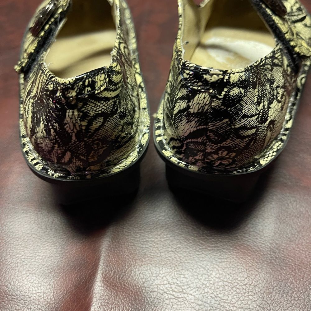 Algeria Paloma Mary Jane shoes black and tan patent leather. Size 36 - Picture 15 of 16